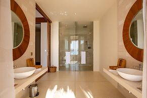 Furaveri Maldives -  FREE RETURN TRANSFER for 2 for stays of minimum 5