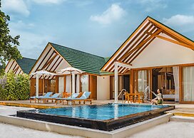 Furaveri Maldives -  FREE RETURN TRANSFER for 2 for stays of minimum 5