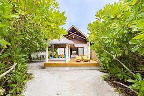 Furaveri Maldives -  FREE RETURN TRANSFER for 2 for stays of minimum 5