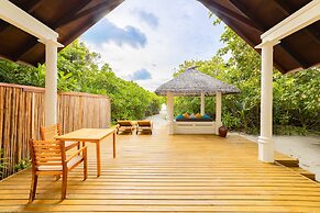 Furaveri Maldives -  FREE RETURN TRANSFER for 2 for stays of minimum 5