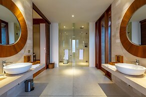 Furaveri Maldives -  FREE RETURN TRANSFER for 2 for stays of minimum 5