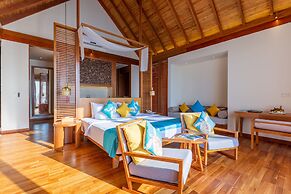 Furaveri Maldives -  FREE RETURN TRANSFER for 2 for stays of minimum 5