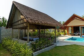 Furaveri Maldives -  FREE RETURN TRANSFER for 2 for stays of minimum 5
