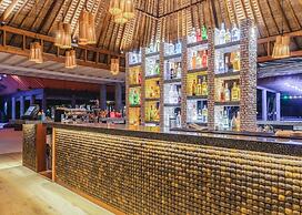 Furaveri Maldives -  FREE RETURN TRANSFER for 2 for stays of minimum 5