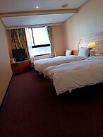 Chungli Business Hotel