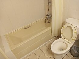 Chungli Business Hotel