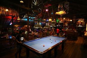 Palm Beach Bungalow Resort