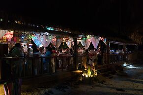 Palm Beach Bungalow Resort