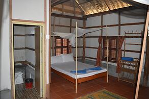 Palm Beach Bungalow Resort