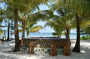 Palm Beach Bungalow Resort