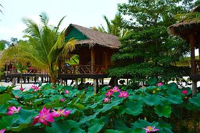 Palm Beach Bungalow Resort