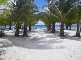 Palm Beach Bungalow Resort