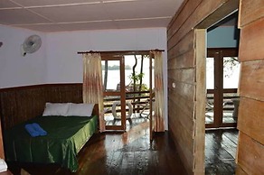 Palm Beach Bungalow Resort