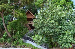 Palm Beach Bungalow Resort