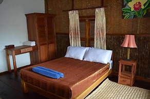Palm Beach Bungalow Resort