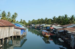 Palm Beach Bungalow Resort