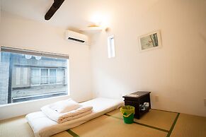 Sato san's Rest - Hostel