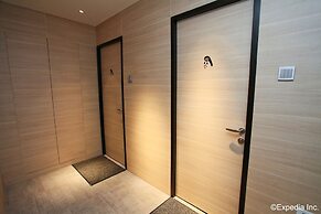 Aerotel Singapore - Transit Hotel in Terminal 1