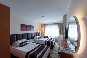 Jura Hotels Mavi Sürmeli Adana