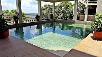 Splash Suites Hotel Tagaytay