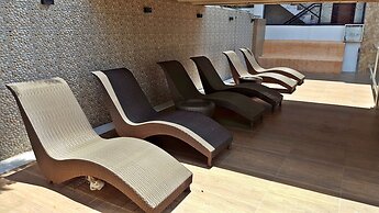 Splash Suites Hotel Tagaytay