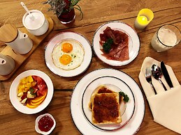 MaxStays Max Pavilion at The Venice Residences