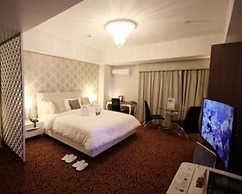 MaxStays Max Pavilion at The Venice Residences