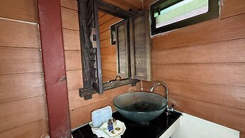 Pai Vintage Garden Resort