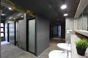 Fulfill Phuket Hostel