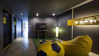 Fulfill Phuket Hostel