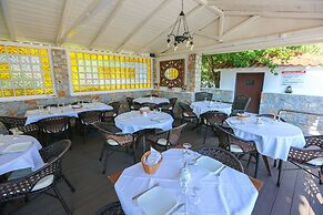 Skiathos Island Suites