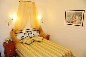 Skiathos Island Suites