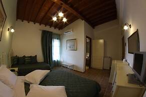 Skiathos Island Suites