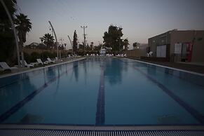 Desert Irus Hotel