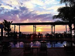 Nakara Long Beach Resort