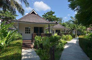 Nakara Long Beach Resort