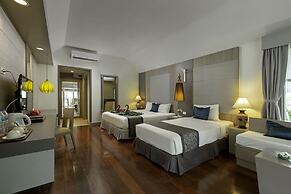 Nakara Long Beach Resort