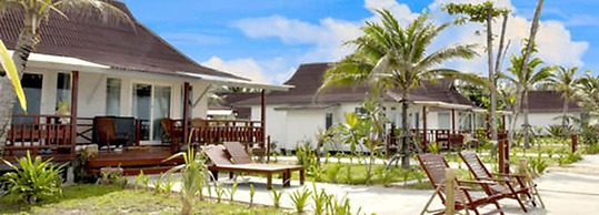 Nakara Long Beach Resort