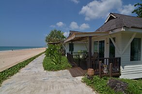 Nakara Long Beach Resort