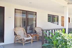 Nakara Long Beach Resort