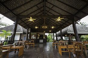 Nakara Long Beach Resort