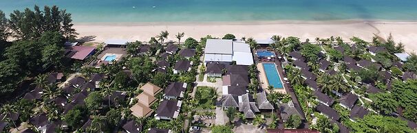 Nakara Long Beach Resort