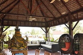 Nakara Long Beach Resort