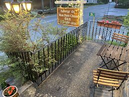 Auberge De Mon Petit Chum B&B