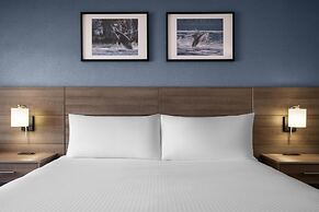 Anchor Inn & Suites, BW Signature Collection