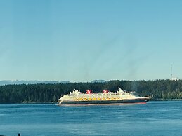 Anchor Inn And Suites