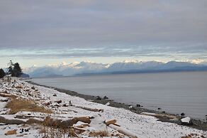 Anchor Inn And Suites