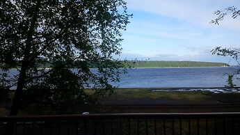 Anchor Inn And Suites