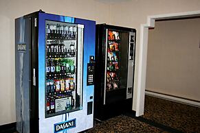 Anchor Inn And Suites