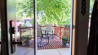 Red Horse Bed and Breakfast